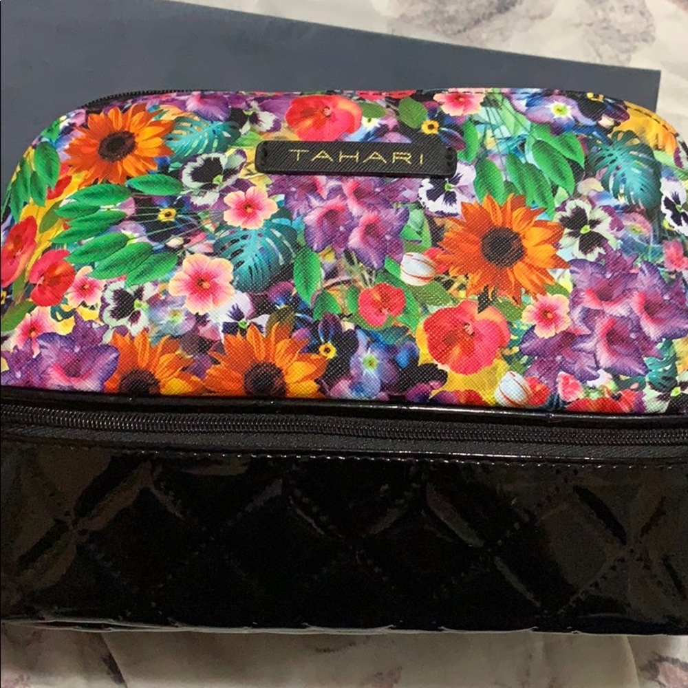 Tahari bag. Make up cosmetic bag